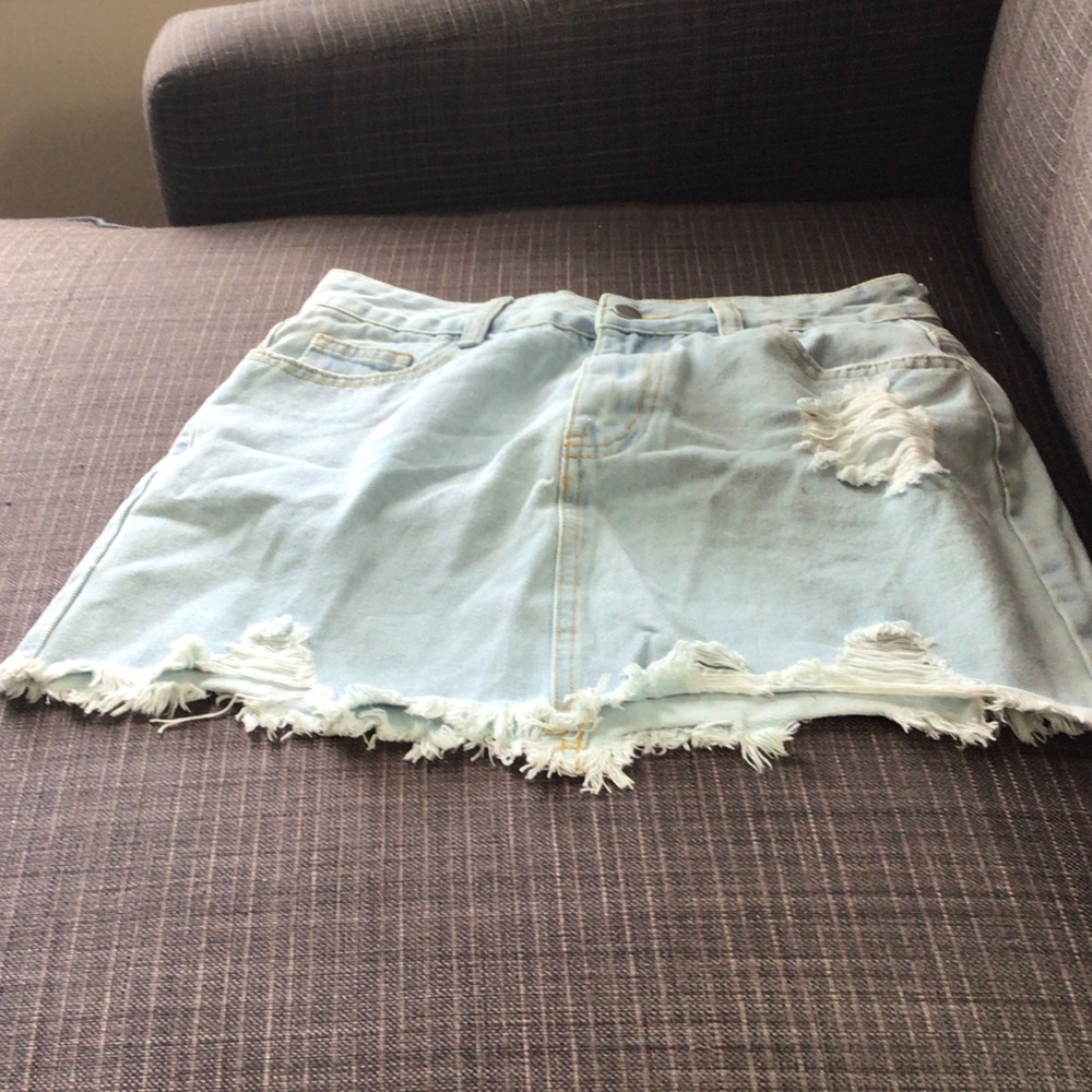 SHEIN Light Blue Distressed Denim Skirt